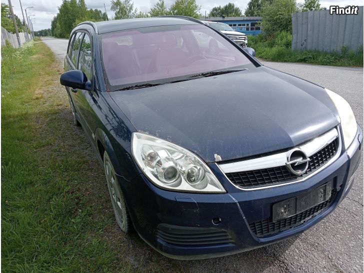 Myydään Opel Vectra 2,2 STW manuaali 2006 varaosina