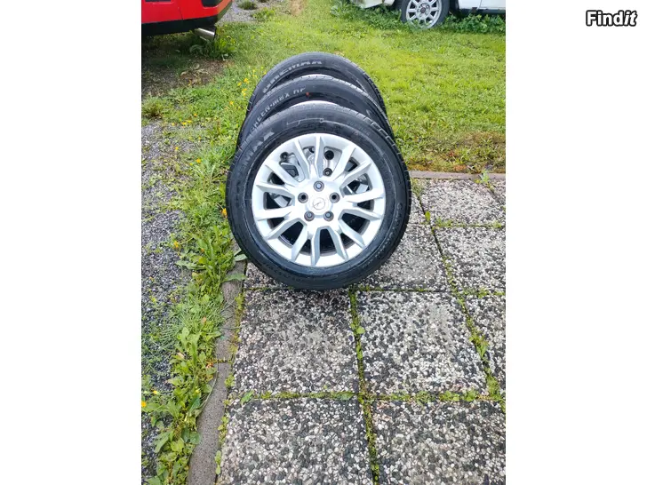 Myydään Hyvä kesärengas-sarja Opeliin