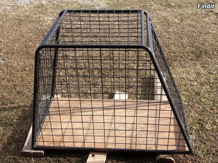 Myydään Transportbur för hund