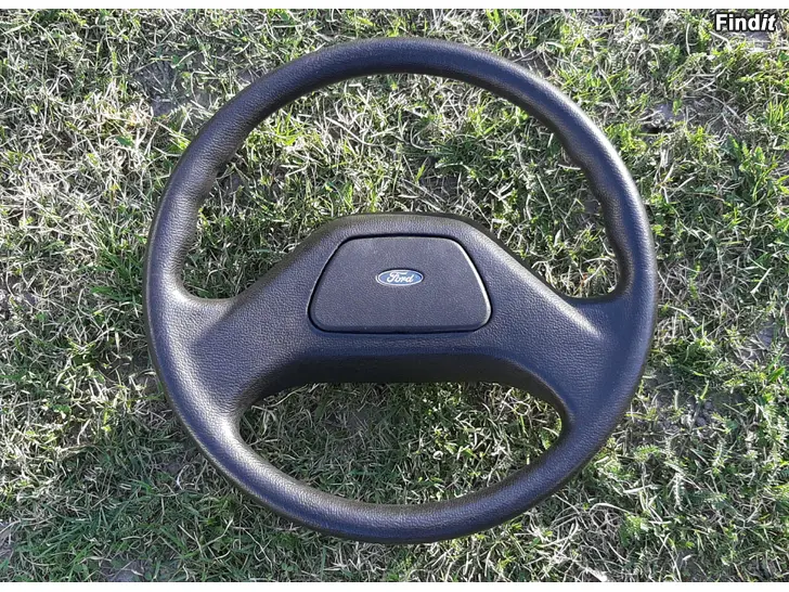 Myydään Ford escort mk4 alkuperäis ratti