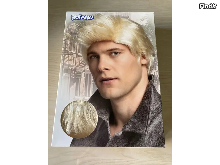 Säljes Två maskeradperuker och ett hårdiadem