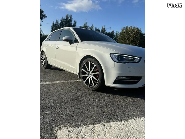 Säljes Audi A3 Sportsback Business 1,4 TFSI COD 110kW ultra S tronic