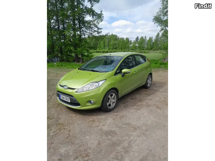 Myydään Ford Fiesta 1.2 katsastettu 3/26