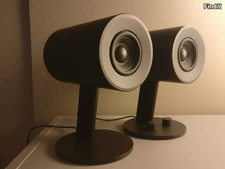 Säljes Razer Nommo gaming högtalare