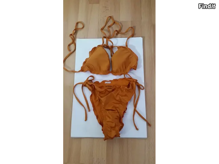 Myydään Bershka bikinit koko M 4e