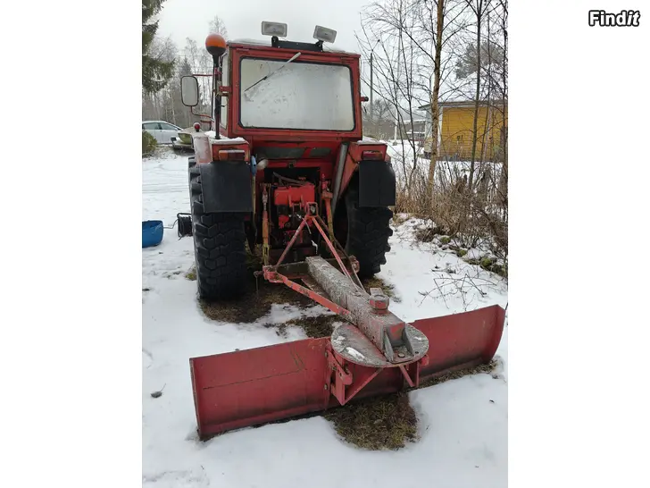 Myydään Traktori Volvo BM 600