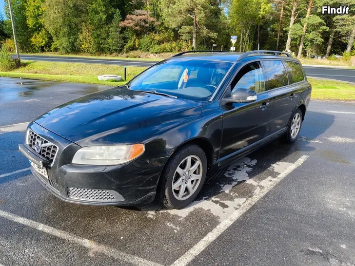 Säljes Volvo V70