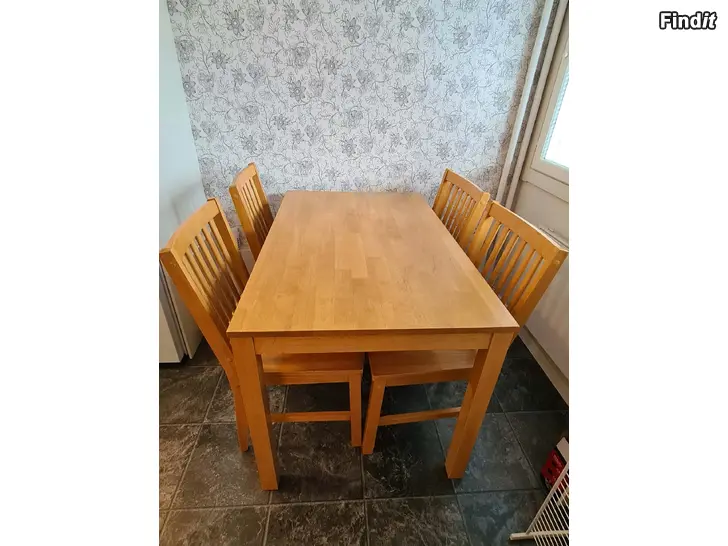 Myydään Bord + 4 stolar