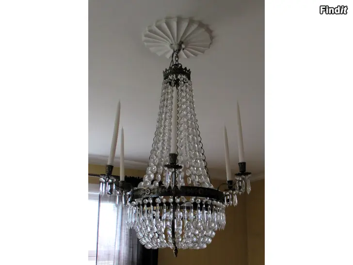 Säljes Antik Gustaviansk takkrona