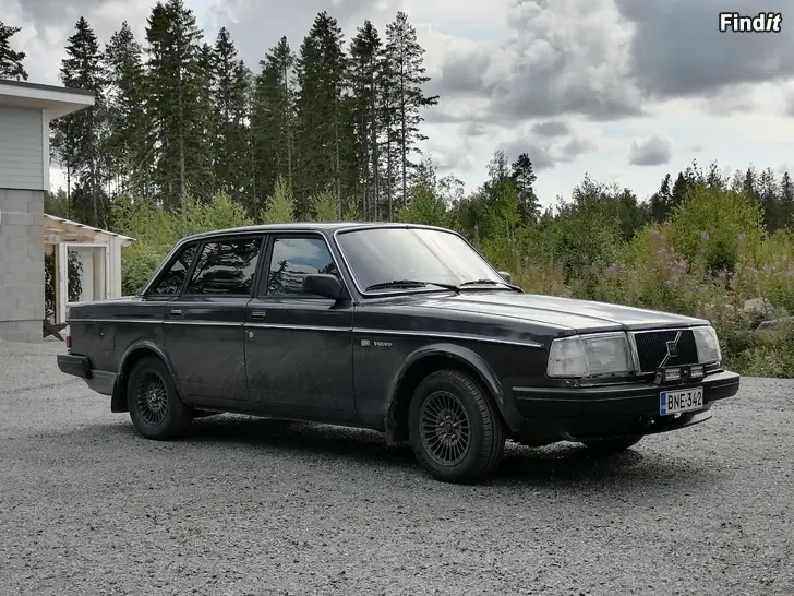 Säljes Volvo 240-89