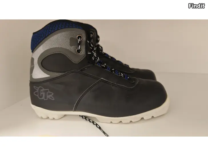 Säljes Skidskor 39 NNN