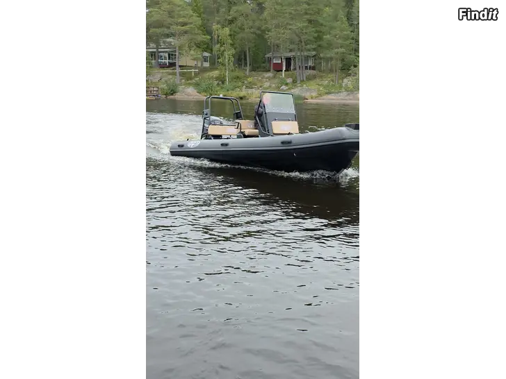 Säljes NYHET BlackWolf RIB DLX 560 Hypalon + Mercury F100 L EFI 2026  Från 33 985   Finns i lager