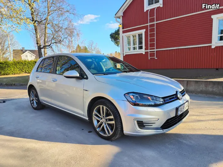 Säljes Volkswagen Golf GTE Plug-In Hybrid 150 kW 204 hv