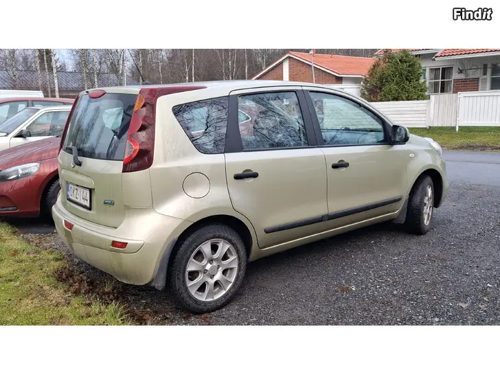 Myydään Nissan note 1.4 2010vm aj.177000km katsastettu 1/25