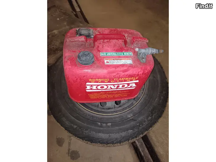 Säljes Båtmptortank Honda