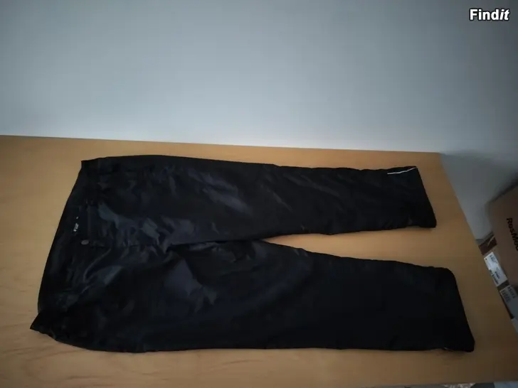 Myydään Toppahousut neljänsuora huppari