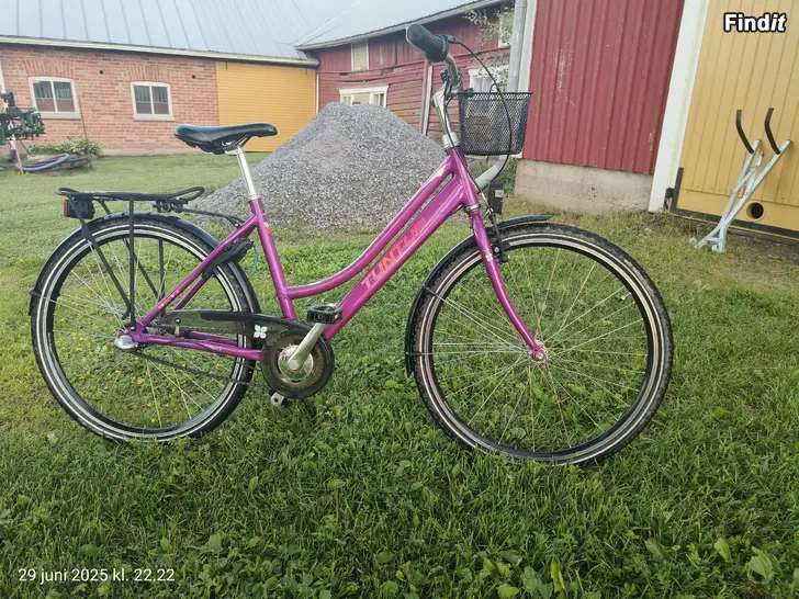 Säljes Tunturi flickcykel