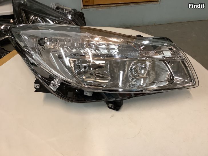 Myydään Opel Insignia A ajovaloumpio Oik. 22831927