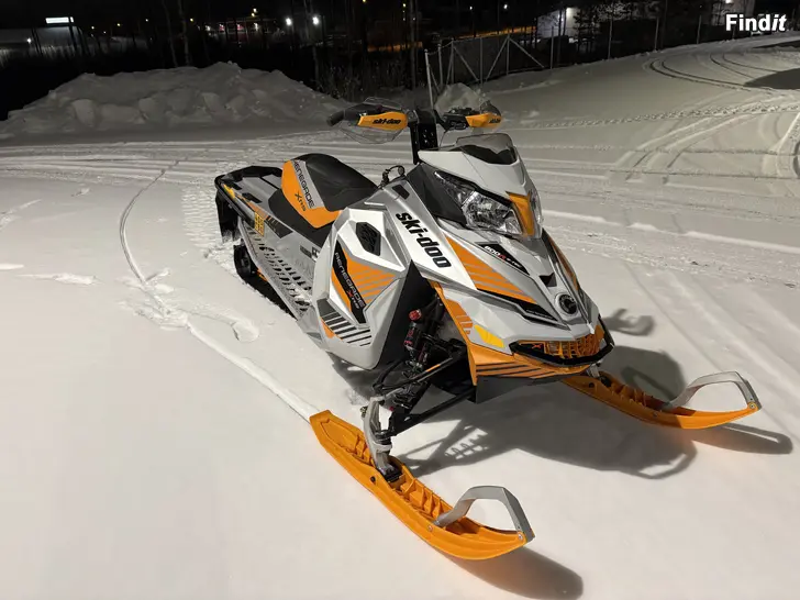 Säljes Ski-Doo Renegade X-RS 800 E-tec -17
