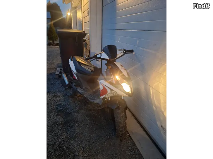 Säljes Köp bort regga keeway