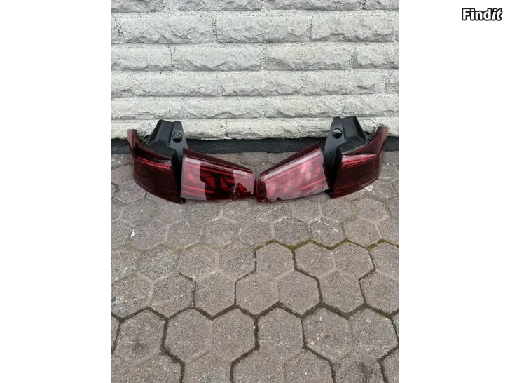 Säljes Original VW Passat B8 dynamiska baklampor