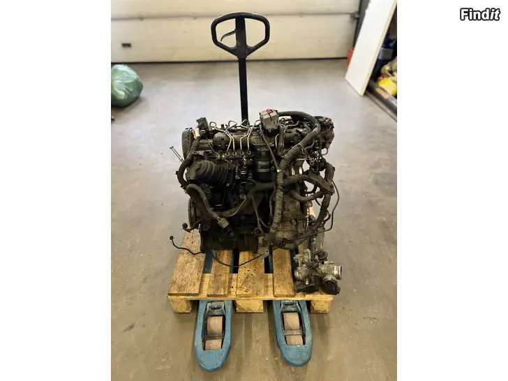 Säljes Volvo D5244T15 i delar