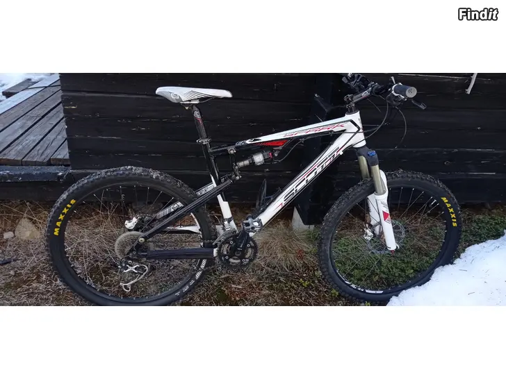 Säljes Scott Spark 50 26