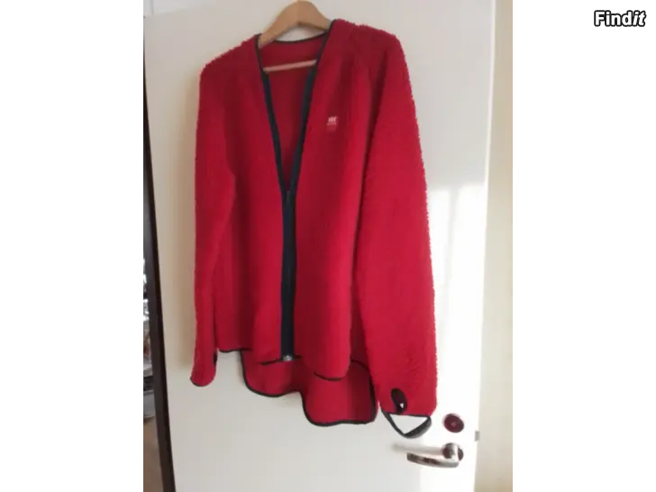 Säljes Helly hansen