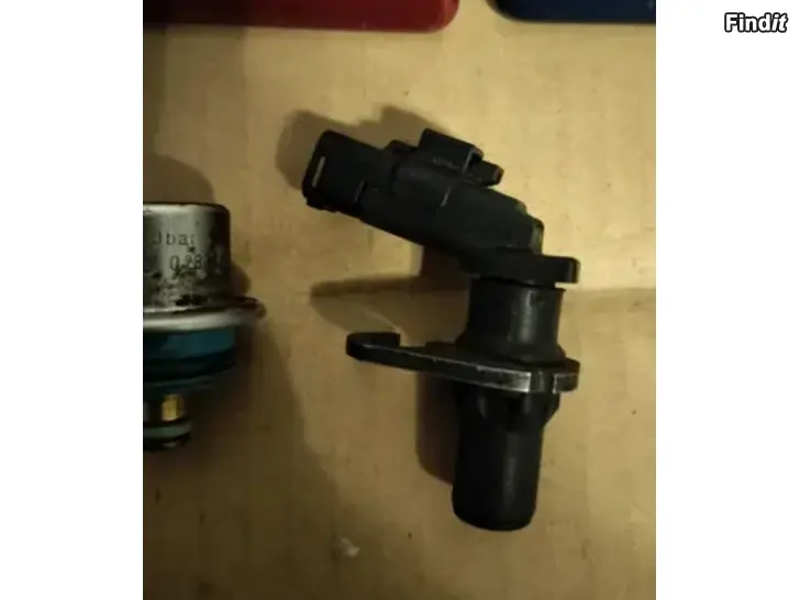 Myydään Polttoaineenpaineensäädin kampiakselinanturi