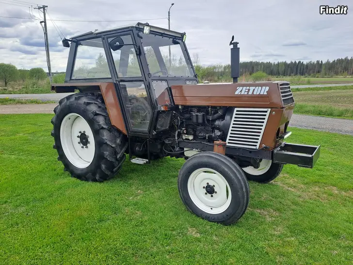 Myydään Zetor 8011 crystal