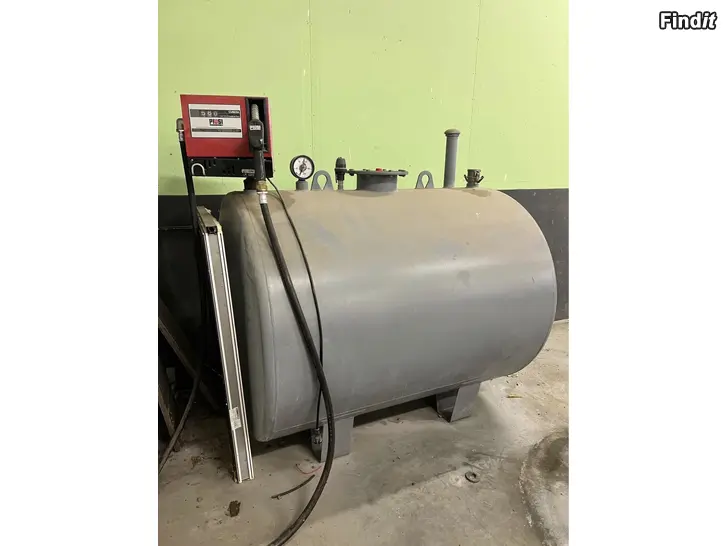 Säljes Bränsletank