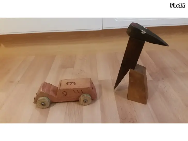 Säljes Puulelut DIY auto ja palokärki 4e