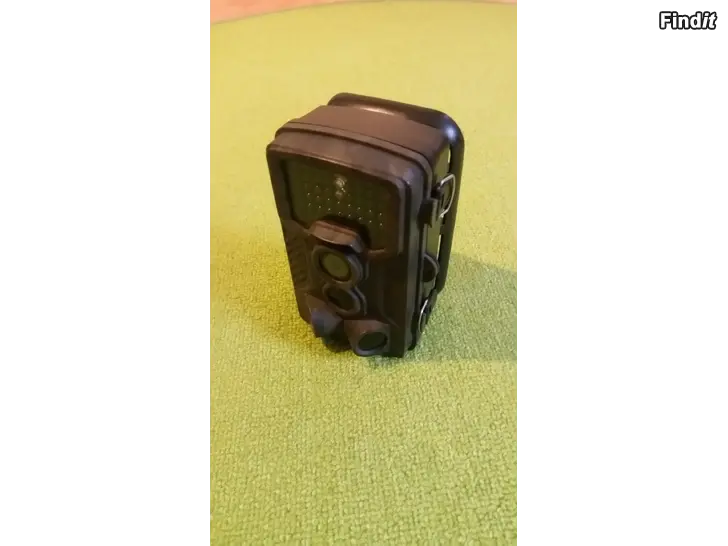 Myydään Riistakamera valvontakamera Denver WCT-8010 ja 32GB muistikortti -hinta 55e