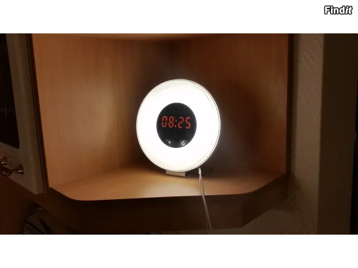 Myydään Herätysvalo radiolla Energy JW-6639F 12e