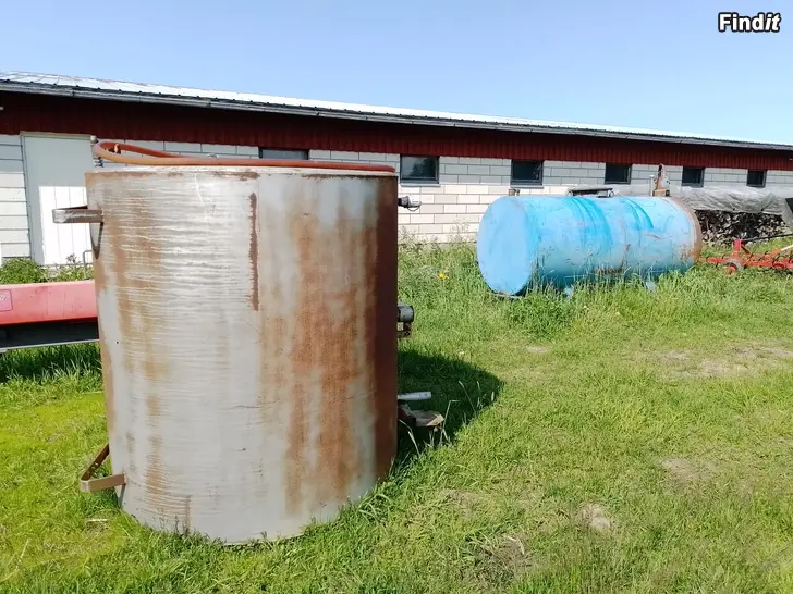 Säljes Farmartank ca. 2000l