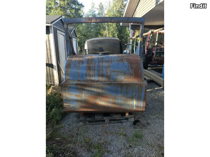 Säljes Bränsletank