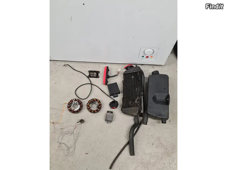 Säljes AM6/Beta RR50 delar