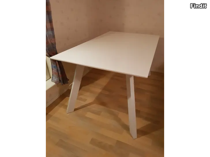 Säljes Köksbord säljes