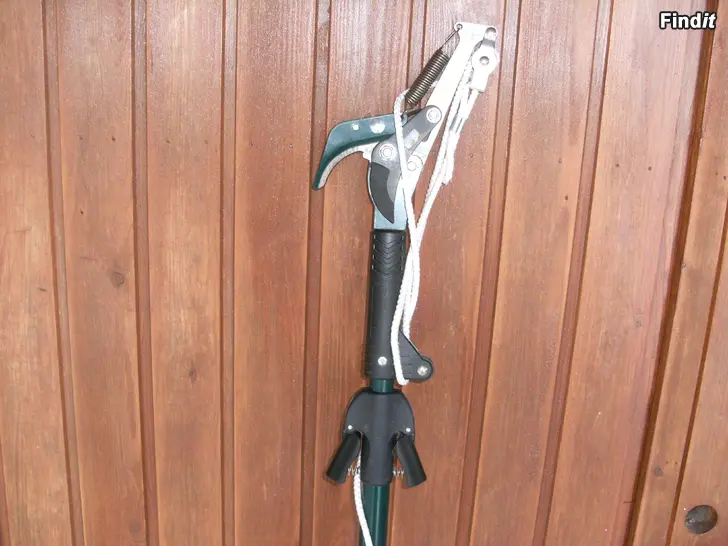 Myydään Grensekatör