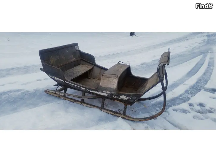 Myydään Hästsläde