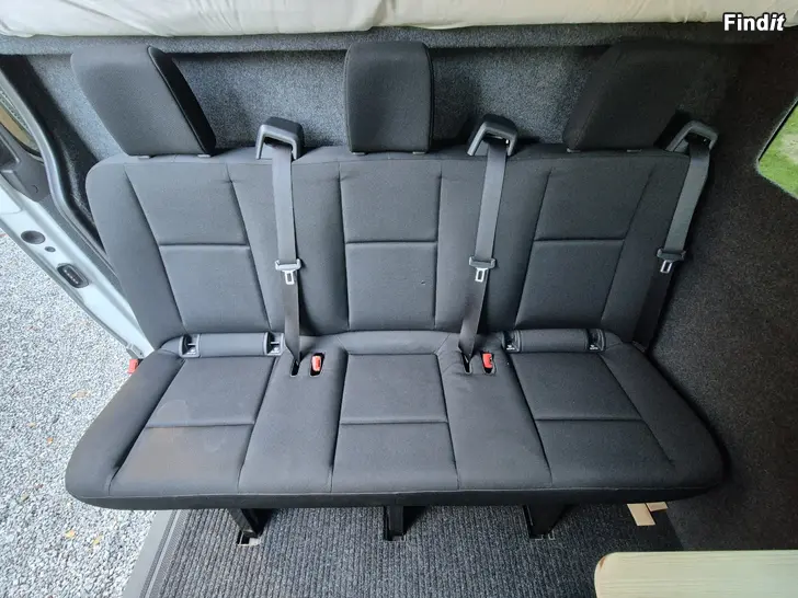 Säljes Sprinter Bänk w907 Isofix