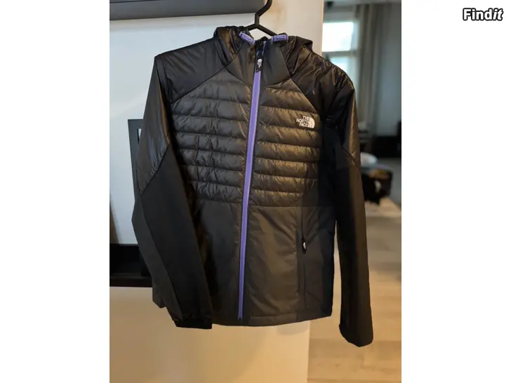 Myydään The North Face jacka