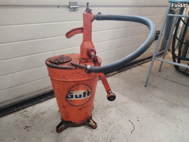 Myydään Vaihteistoöljykannu GULF