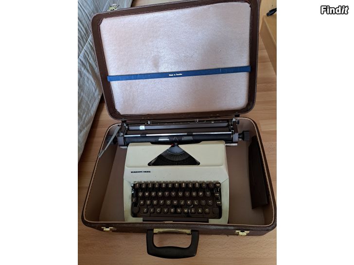 Myydään Kirjoituskone Olivetti ja Facit 1620