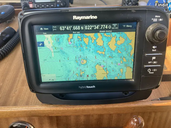 Säljes Kartplotter Raymarine E7