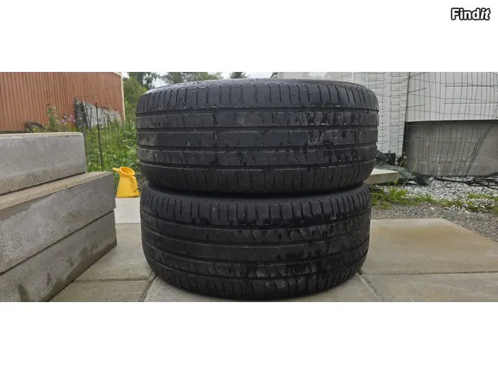 Säljes Däck 2st Michelin latitude sport 255/45 R20 5mm kvar