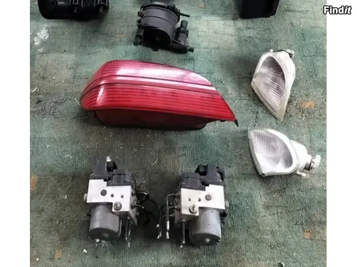 Myydään Takaumpio välijäähdytin dieselsuodatimenkotelo etuvilkkut