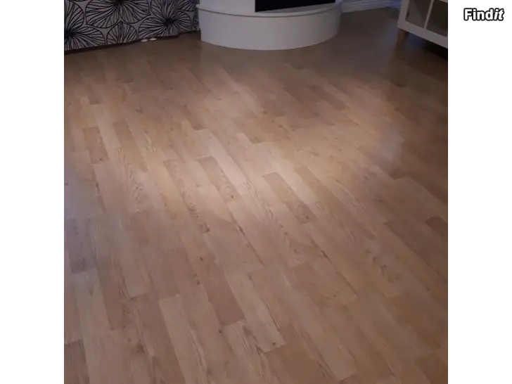 Myydään Tammi lattialaminaatti