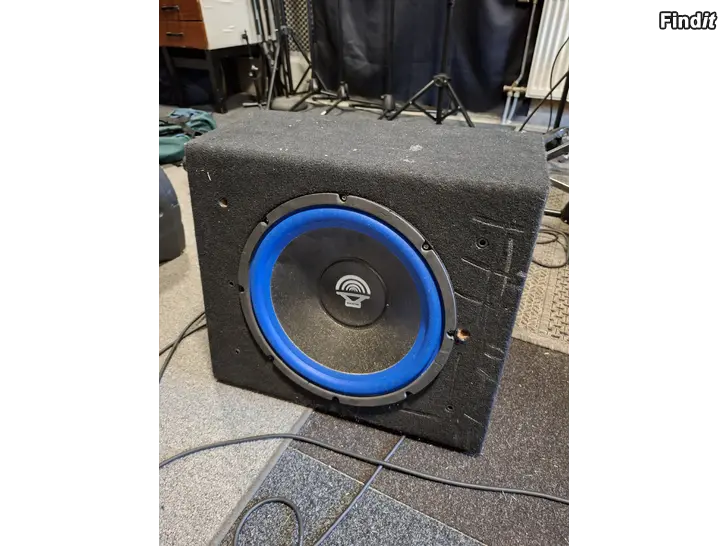 Säljes 12 subwoofer till bil