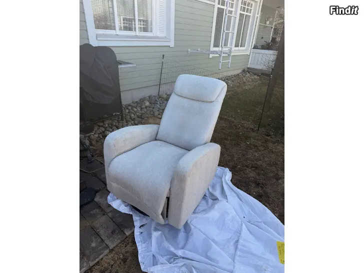 Myydään Mekanisk fotölj,  Mekaaninen Nojatuoli